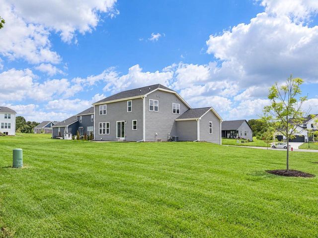 N101W16888 Tanglewood DRIVE, Germantown, WI 53022