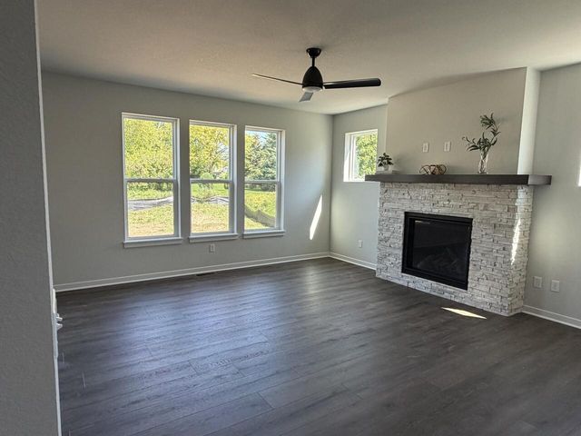 N101W16888 Tanglewood DRIVE, Germantown, WI 53022