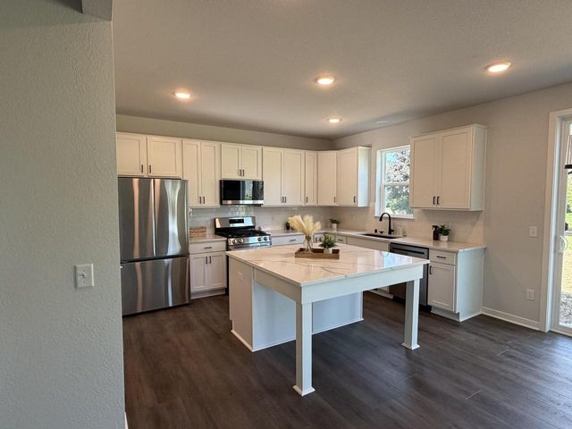 N101W16888 Tanglewood DRIVE, Germantown, WI 53022