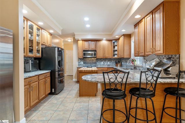 105 Greenville Church Road, Donalds, SC 29638