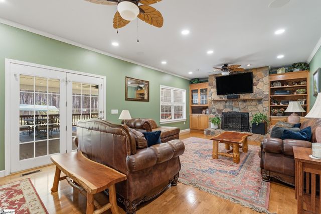105 Greenville Church Road, Donalds, SC 29638