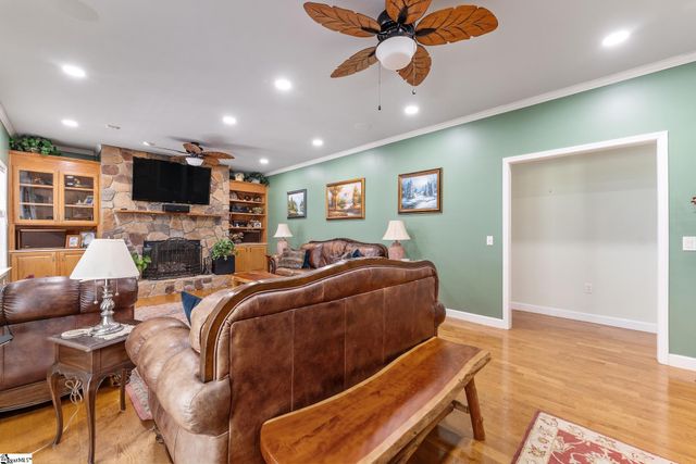 105 Greenville Church Road, Donalds, SC 29638