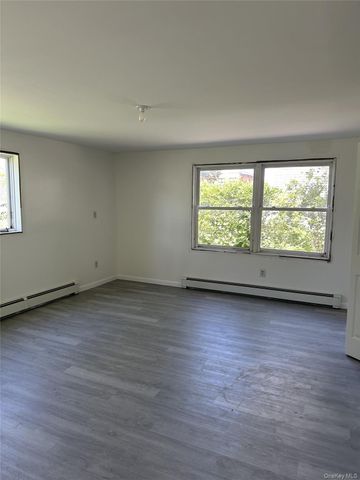 7 Maiden Lane, Ellenville, NY 12428