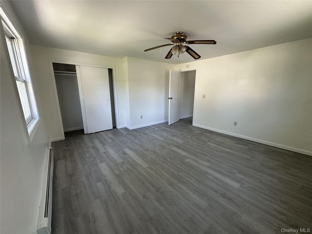 7 Maiden Lane, Ellenville, NY 12428