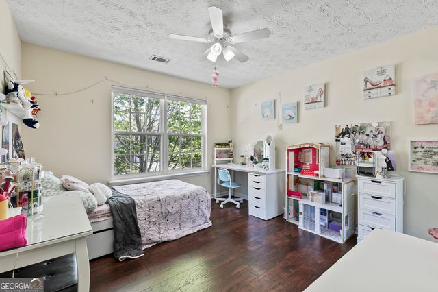 646 Hawthorn Lane, Grayson, GA 30017