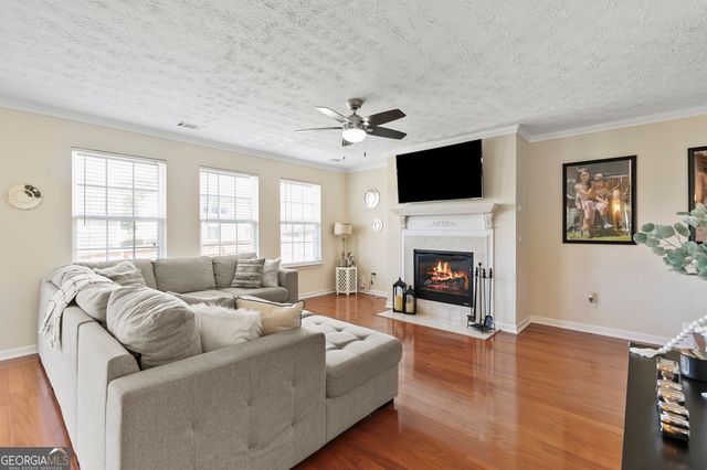 646 Hawthorn Lane, Grayson, GA 30017