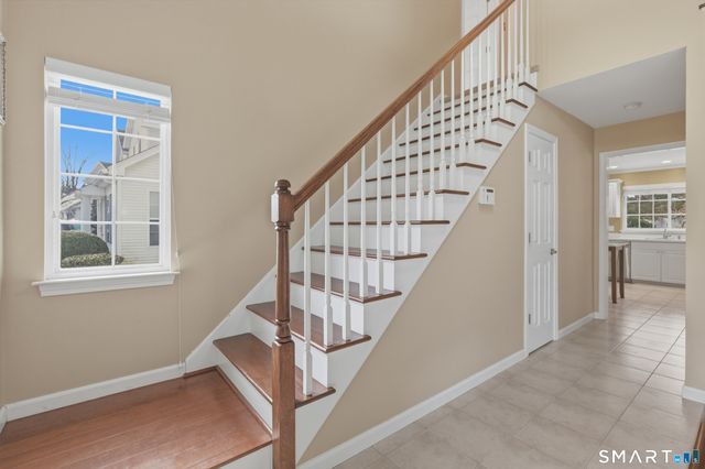 40 Oenoke Place APT 13, Stamford, CT 06907