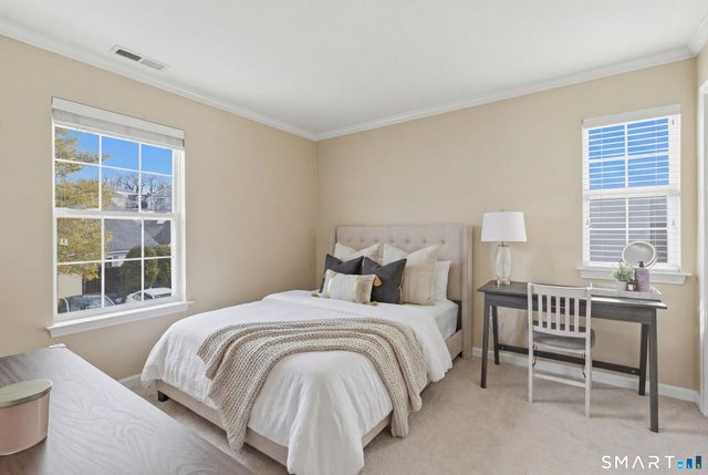 40 Oenoke Place APT 13, Stamford, CT 06907