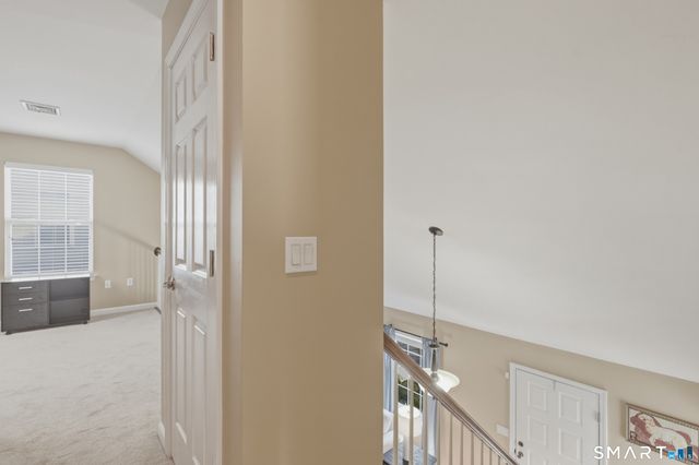 40 Oenoke Place APT 13, Stamford, CT 06907