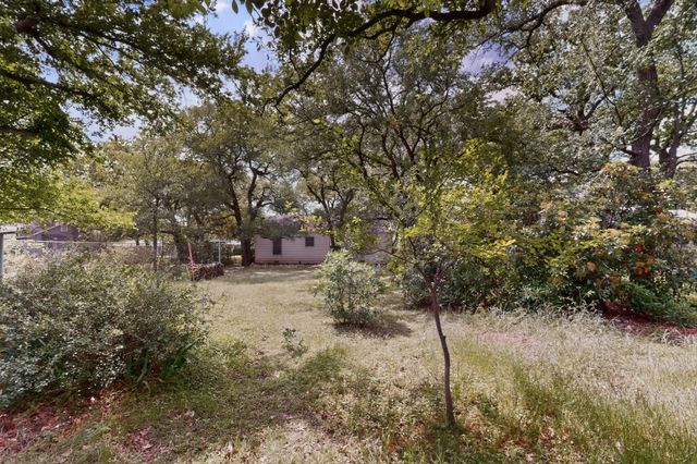 2701 Stark Street, Fort Worth, TX 76112
