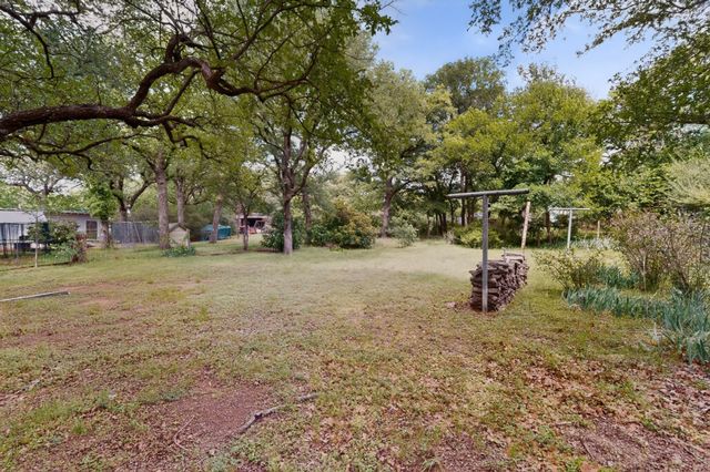 2701 Stark Street, Fort Worth, TX 76112