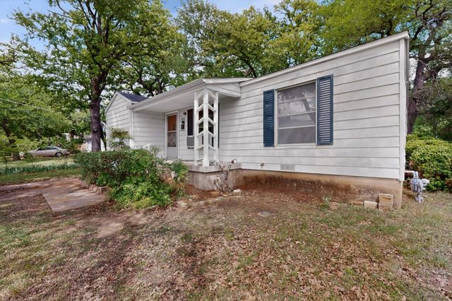 2701 Stark Street, Fort Worth, TX 76112