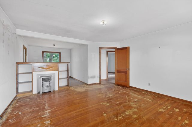 2701 Stark Street, Fort Worth, TX 76112