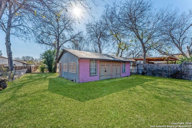 1226 Aaron Pl, San Antonio, TX 78221