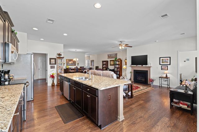 521 Friar Park Lane, Lyman, SC 29635