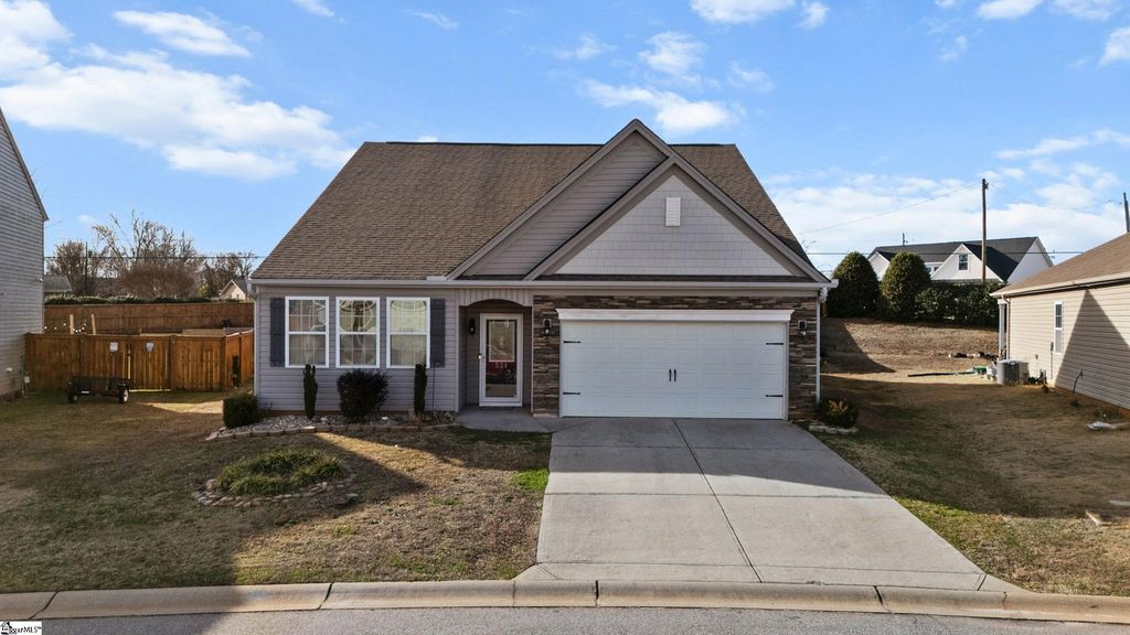 521 Friar Park Lane, Lyman, SC 29635