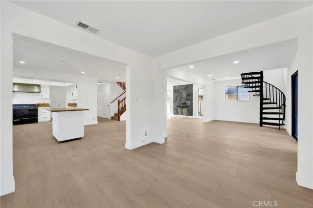 20243 Lanark Street, Winnetka, CA 91306