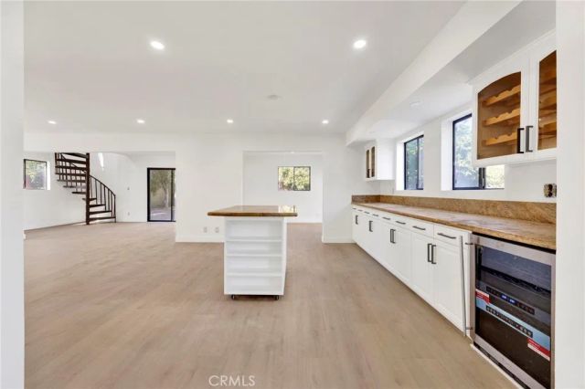 20243 Lanark Street, Winnetka, CA 91306