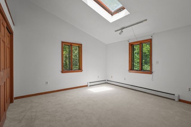12 Baker Rd, Salisbury, MA 01952