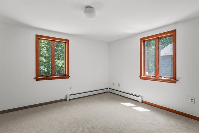 12 Baker Rd, Salisbury, MA 01952