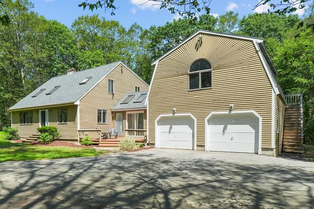 12 Baker Rd, Salisbury, MA 01952