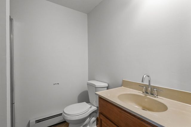 12 Baker Rd, Salisbury, MA 01952