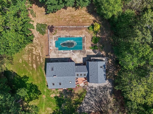 12 Baker Rd, Salisbury, MA 01952