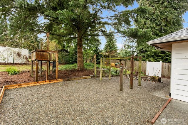 2717 90th Street SE, Everett, WA 98208