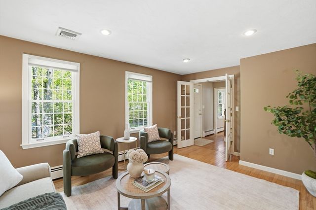 562 High St, North Attleboro, MA 02760