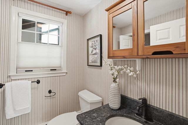 562 High St, North Attleboro, MA 02760