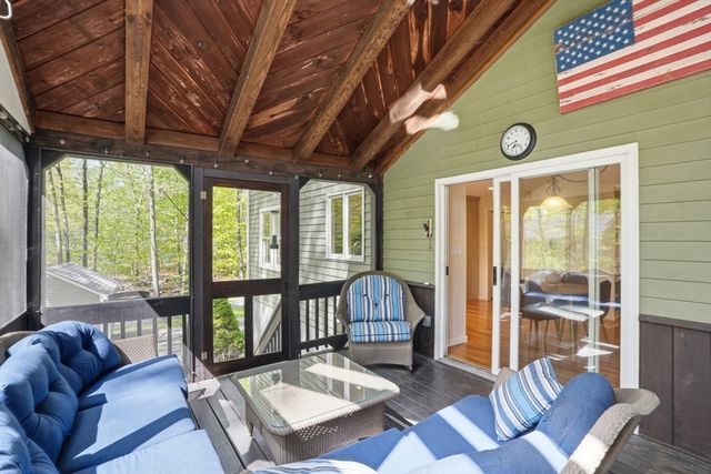 562 High St, North Attleboro, MA 02760