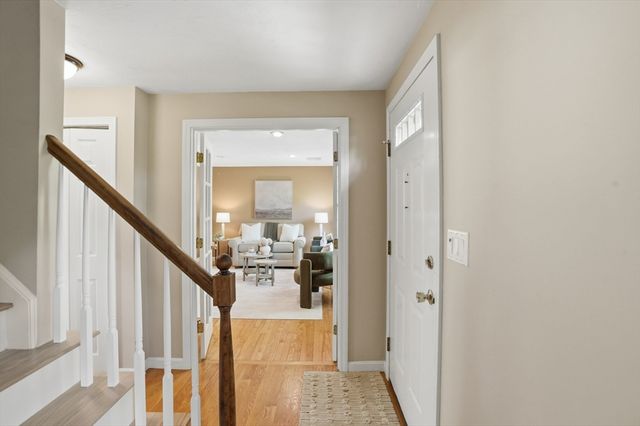 562 High St, North Attleboro, MA 02760