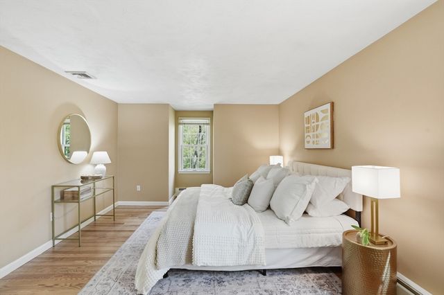 562 High St, North Attleboro, MA 02760