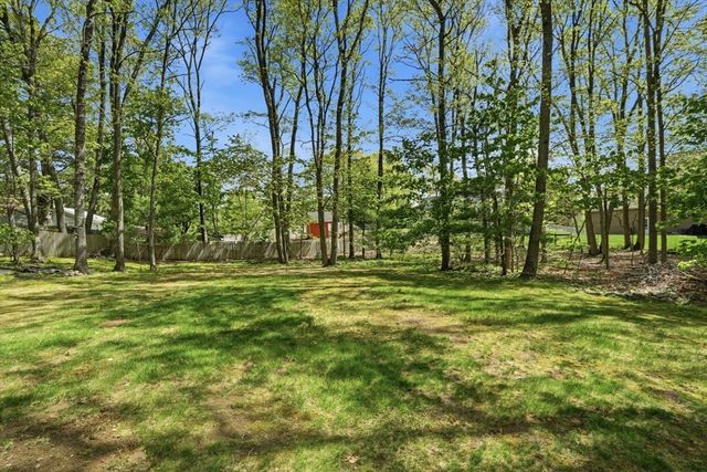 562 High St, North Attleboro, MA 02760