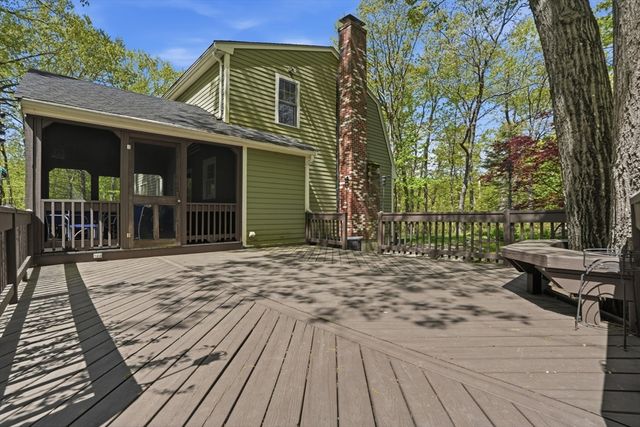 562 High St, North Attleboro, MA 02760