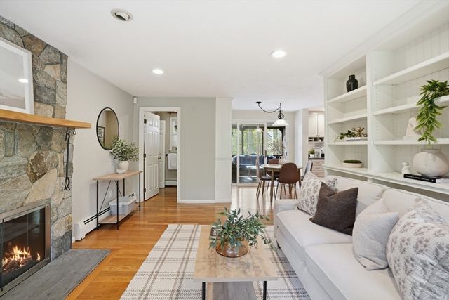 562 High St, North Attleboro, MA 02760