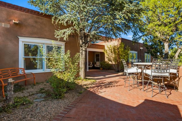 27 Homestead Lane, Placitas, NM 87043