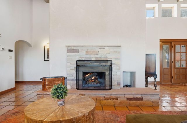 27 Homestead Lane, Placitas, NM 87043
