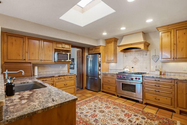 27 Homestead Lane, Placitas, NM 87043