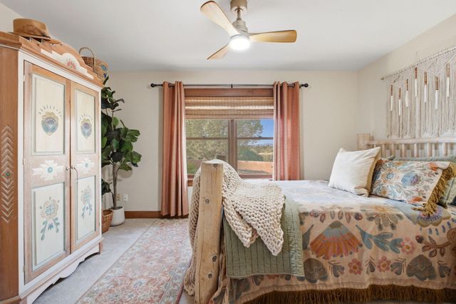 27 Homestead Lane, Placitas, NM 87043