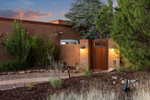 27 Homestead Lane, Placitas, NM 87043