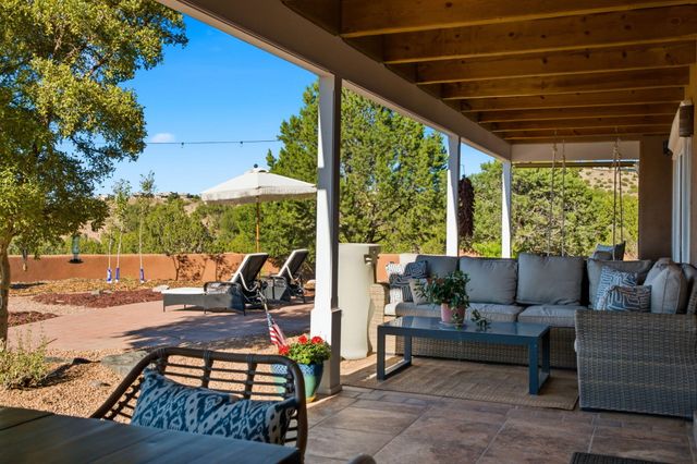 27 Homestead Lane, Placitas, NM 87043