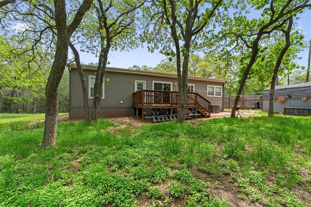 137 Scarlet Harts LN, Dale, TX 78616