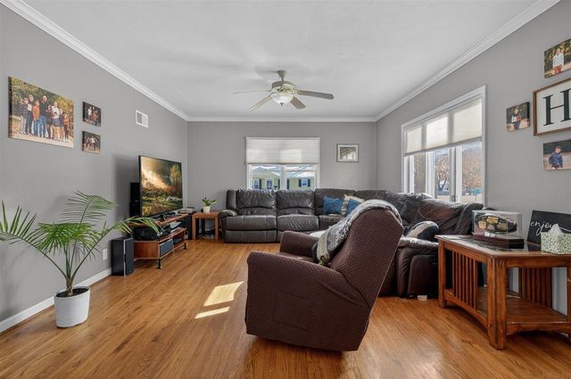 1300 SW 2nd Avenue, Waverly, IA 50677