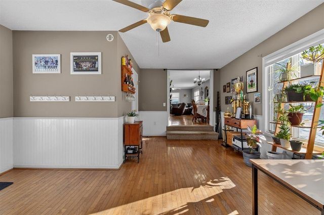 1300 SW 2nd Avenue, Waverly, IA 50677