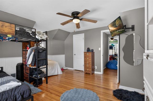 1300 SW 2nd Avenue, Waverly, IA 50677