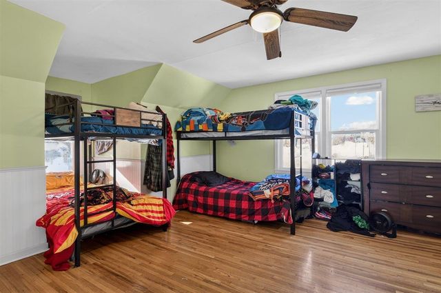 1300 SW 2nd Avenue, Waverly, IA 50677