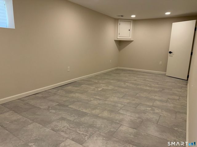 32 Ogden Street, West Haven, CT 06516