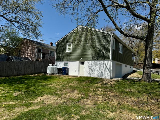 32 Ogden Street, West Haven, CT 06516