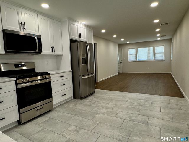 32 Ogden Street, West Haven, CT 06516